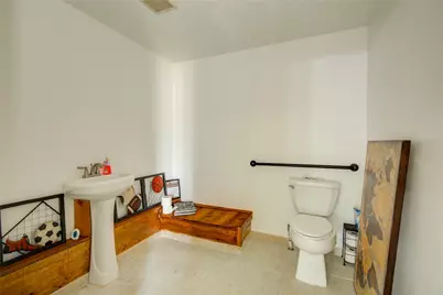 18396 Highway 105, Cleveland, TX 77328 - Photo 12