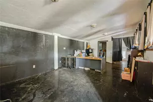 18396 Hwy 105, Cleveland, TX 77328 - Photo 10