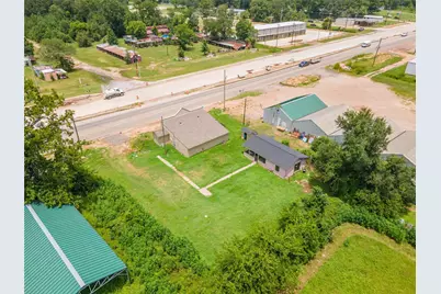 18396 Highway 105, Cleveland, TX 77328 - Photo 2