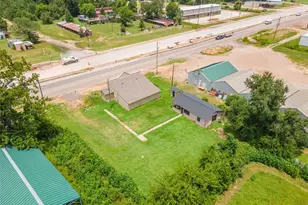 18396 Hwy 105, Cleveland, TX 77328 - Photo 2