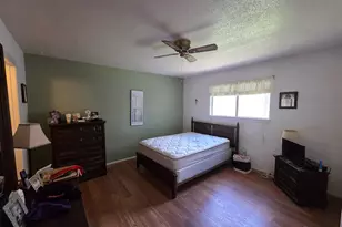 13719 Larkway Dr, Sugar Land, TX 77498 - Photo 12