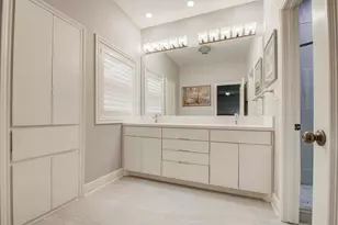 2 Woodstone St, Houston, TX 77024 - Photo 24