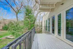 2 Woodstone St, Houston, TX 77024 - Photo 32