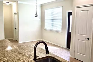 3031 Hawthorne Glen Ln, Dickinson, TX 77539 - Photo 16