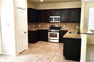 3031 Hawthorne Glen Ln, Dickinson, TX 77539 - Photo 6