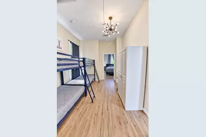1913 Ursuline Street, Galveston, TX 77550 - Photo 8