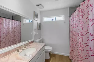 13835 Walnut Hollow Ln, Houston, TX 77082 - Photo 8