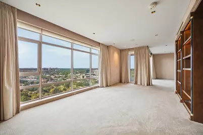 1100 Uptown Park Boulevard #234, Houston, TX 77056 - Photo 18