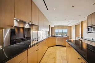 1100 Uptown Park Blvd, Houston, TX 77056 - Photo 14