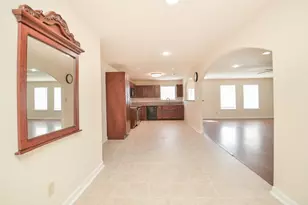 14315 Branchwater Ln, Sugar Land, TX 77498 - Photo 4