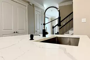 1206 W 14th St, Houston, TX 77008 - Photo 26