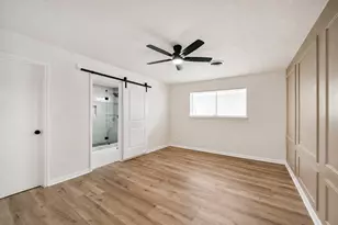 306 Red Bud Ln, Baytown, TX 77520 - Photo 8