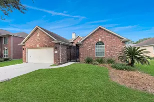 1819 Misty Falls Ln, Richmond, TX 77406 - Photo 1