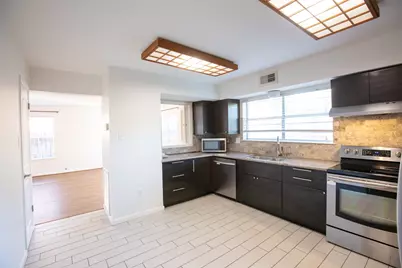 2627 The Highlands Drive, Sugar Land, TX 77478 - Photo 10