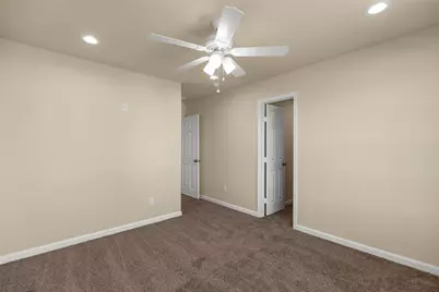 7754 Avenue J, Houston, TX 77012 - Photo 16