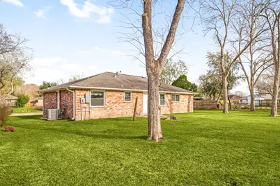 5147 Castlecreek Lane, Houston, TX 77053 - Photo 16