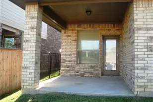 42 Black Swan Ct, The Woodlands, TX 77354 - Photo 4