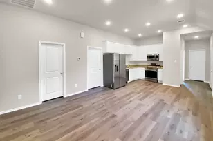 9770 Blackgum Dr, Willis, TX 77318 - Photo 6