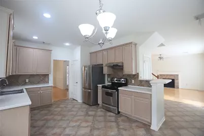 1611 Candleston Lane, Katy, TX 77450 - Photo 6