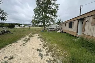 562 Siesta Dr, Bandera, TX 78003 - Photo 6