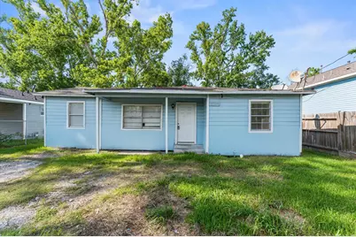 8121 Woodlyn Road, Houston, TX 77028 - Photo 1