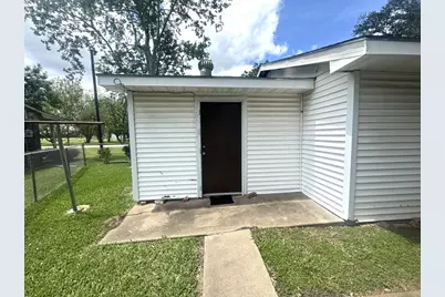 203 Franklin Road, Wharton, TX 77488 - Photo 28
