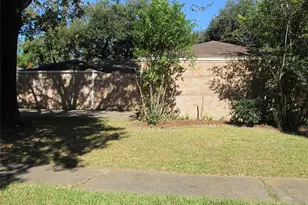 16211 Brookvilla Dr, Houston, TX 77059 - Photo 2