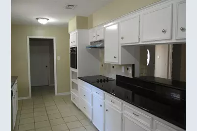 16211 Brookvilla Drive, Houston, TX 77059 - Photo 6