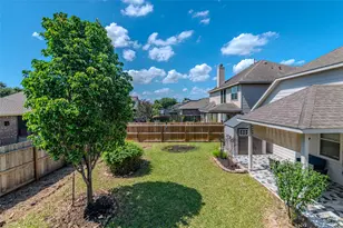 8619 Debbie Terrace Dr, Cypress, TX 77433 - Photo 42