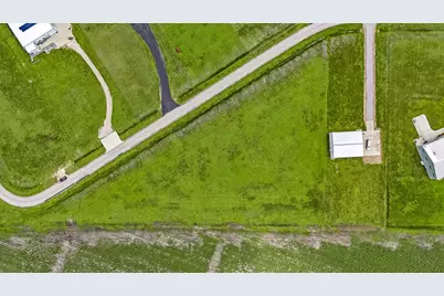 7768 Meteor Drive, Sealy, TX 77474 - Photo 2