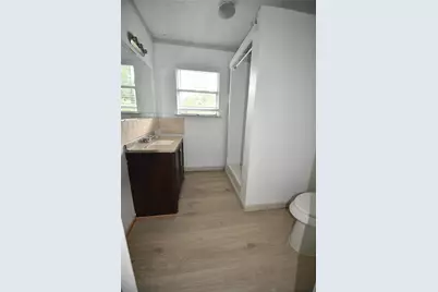 239 County Road 2226, Cleveland, TX 77327 - Photo 16
