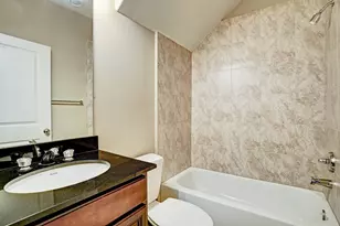 3830 Center Plaza Dr, Houston, TX 77007 - Photo 4