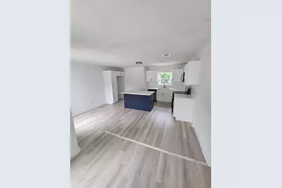 3009 Lincoln Street, Liberty, TX 77575 - Photo 2