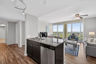 801 E Beach Dr, Galveston, TX 77550 - Photo 12