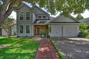 201 W Chatham St, Bellville, TX 77418 - Photo 1