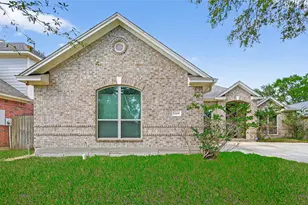 12426 Shadycrest Dr, Houston, TX 77082 - Photo 2
