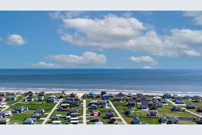 951 Clara, Crystal Beach, TX 77650 - Photo 2