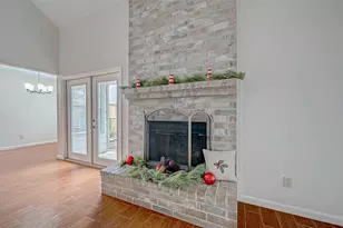 2022 Highland Hills Dr, Sugar Land, TX 77478 - Photo 12