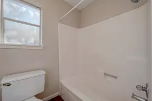 2022 Highland Hills Dr, Sugar Land, TX 77478 - Photo 30