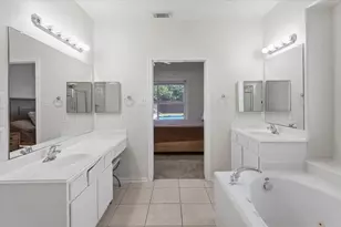 605 Pelican Harbour Dr, Texas City, TX 77590 - Photo 20