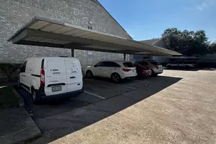9797 Leawood Blvd, Houston, TX 77099 - Photo 4