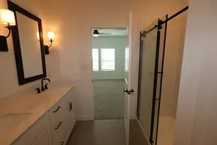 7722 Jade Crst Dr, Angleton, TX 77515 - Photo 6