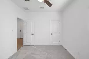 7722 Jade Crst Dr, Angleton, TX 77515 - Photo 18