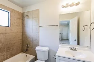 3022 La Estancia Ln, Houston, TX 77093 - Photo 14