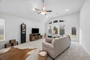 505 Zinfandel Ct, Alvin, TX 77511 - Photo 6