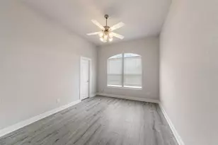 1524 N Blue Bonnet Ln, Angleton, TX 77515 - Photo 28