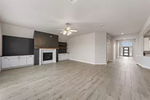 1524 N Blue Bonnet Ln, Angleton, TX 77515 - Photo 8