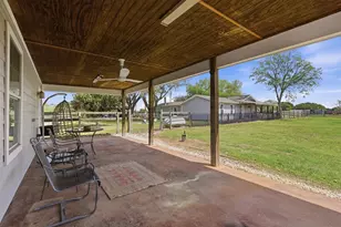 36455 Joe Loggins Rd, Hempstead, TX 77445 - Photo 34