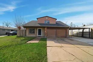 16918 Folsom Dr, Houston, TX 77049 - Photo 1