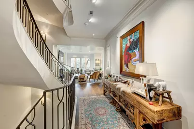 1239 Rue De La Paix Way #B2, Houston, TX 77056 - Photo 16